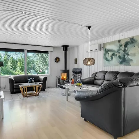 Holiday home Lovely In With Indoor Swimming Pool *